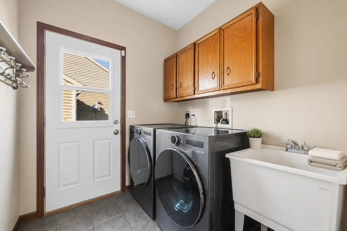 Photo of 2541 Cheshire Drive
