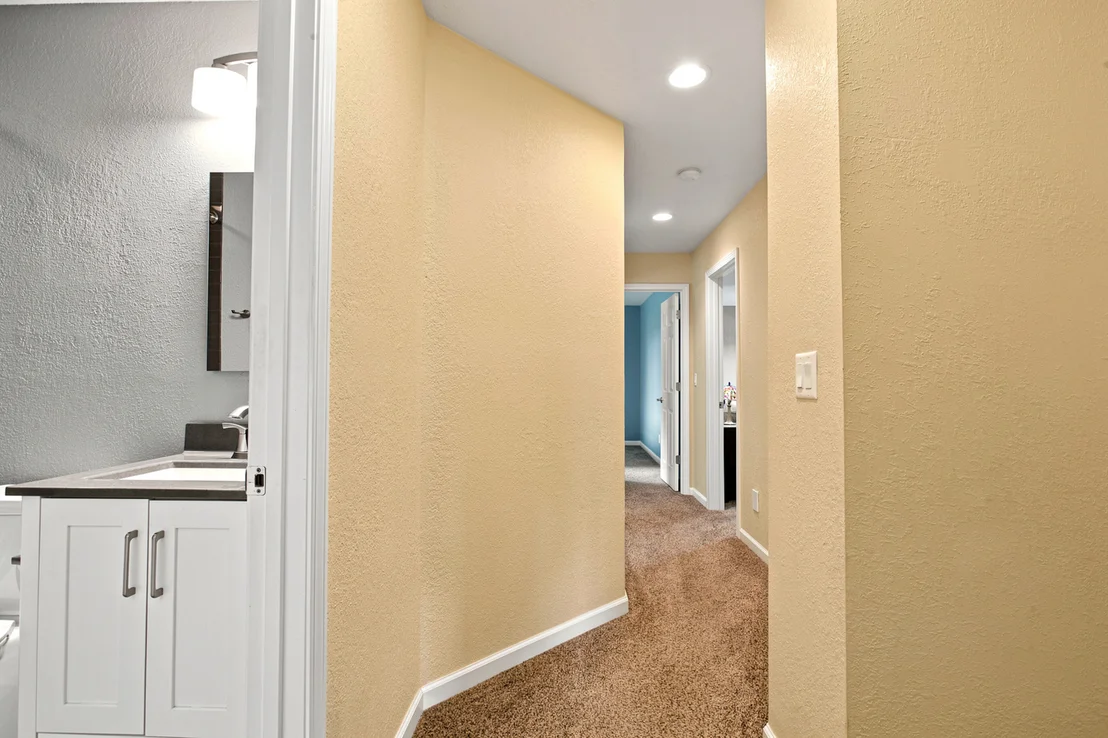 Photo of 613 Sycamore Drive