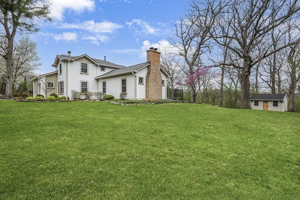 Photo of 10 Deerpath Lane