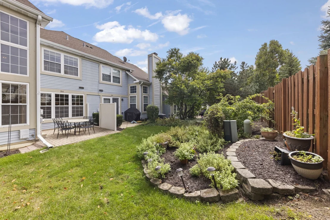 Photo of 314 CIMARRON Road