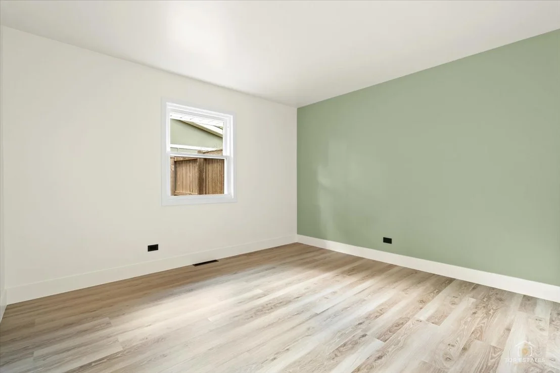 Photo of 1409 Sequoia Lane