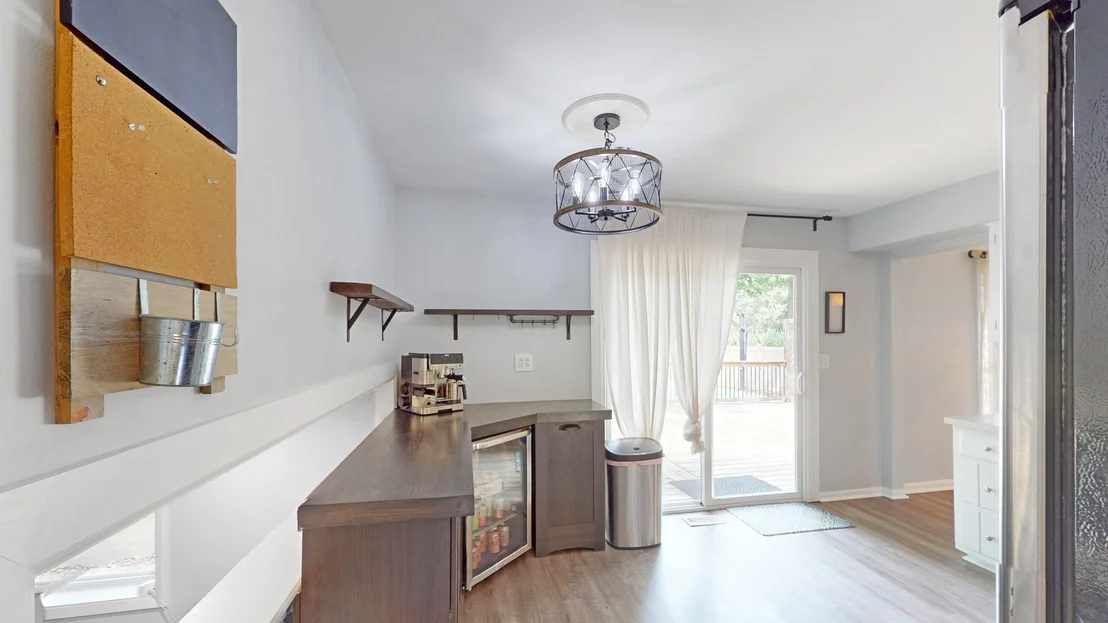 Photo of 11S556 Book Road