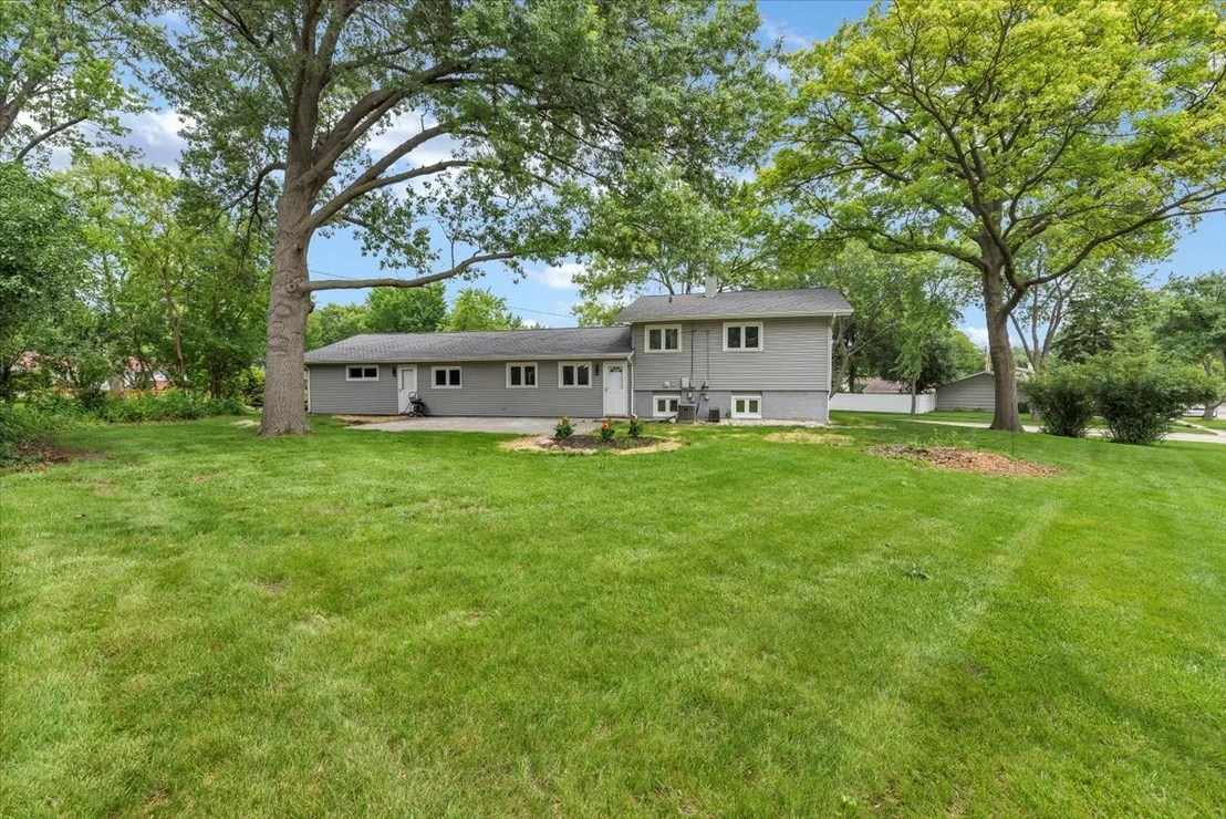 Photo of 590 Durham Court