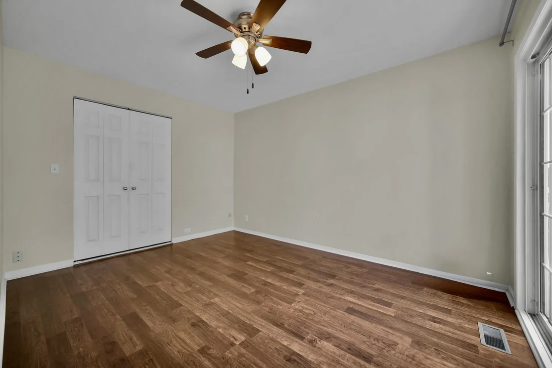 Photo of 115 ABBEYWOOD Circle