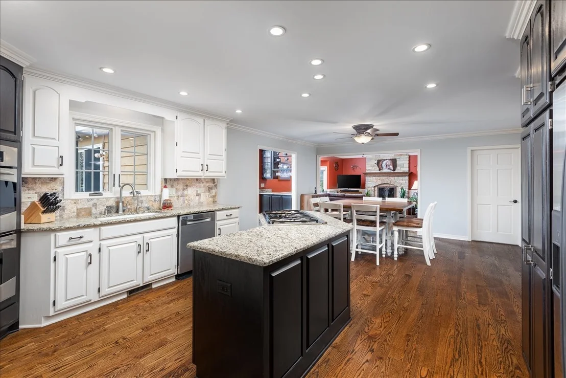 Photo of 1576 Pine Lake Drive