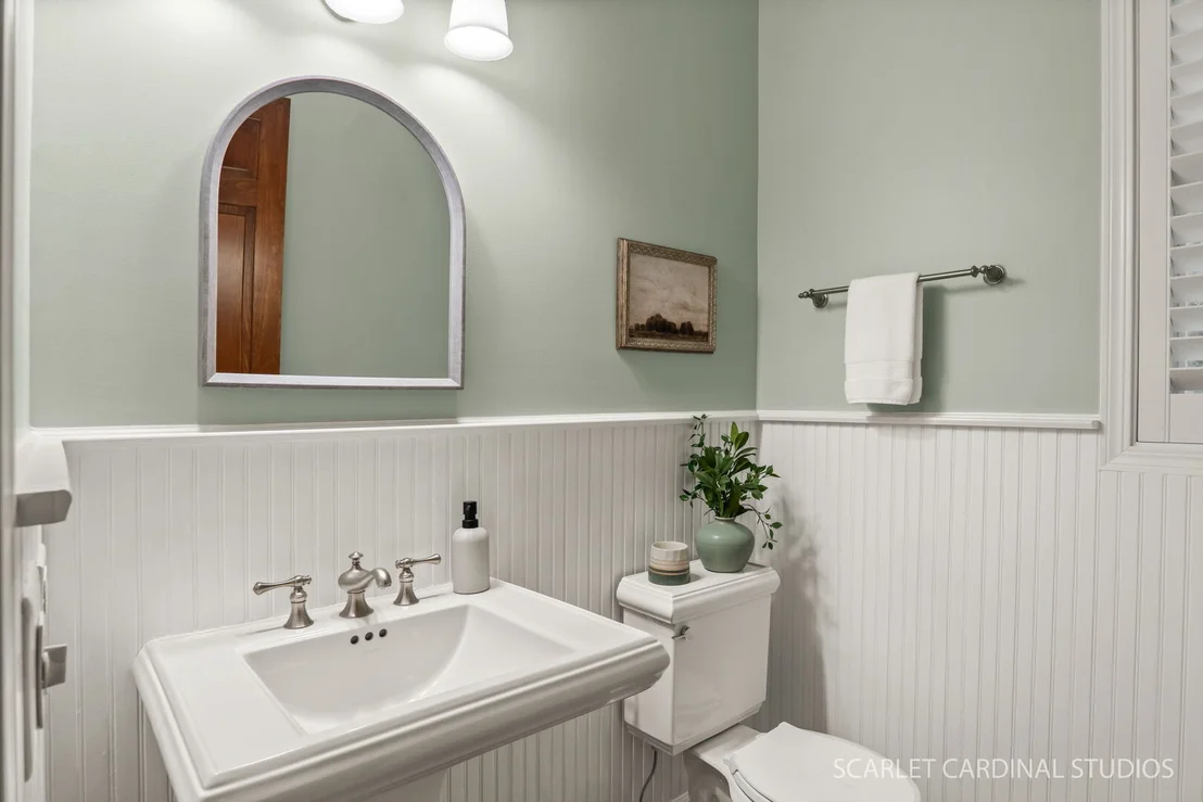 Photo of 404 N Washington Street