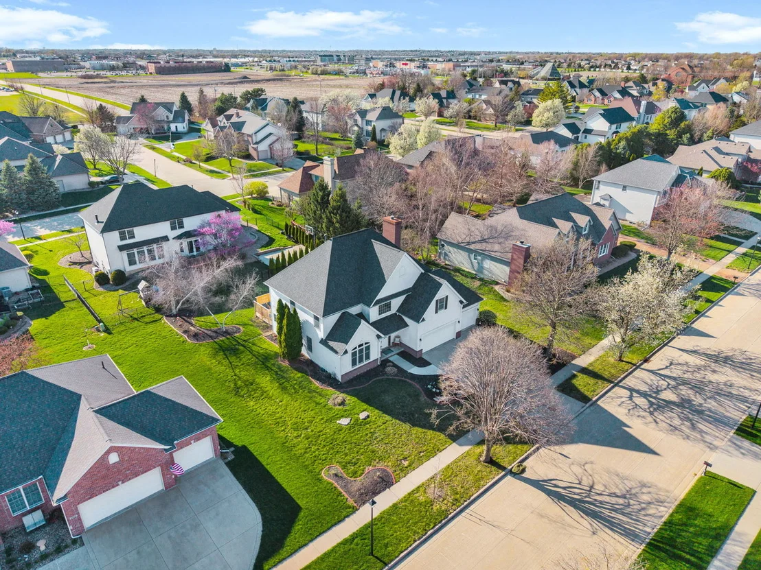 Photo of 2106 Foxtail Road