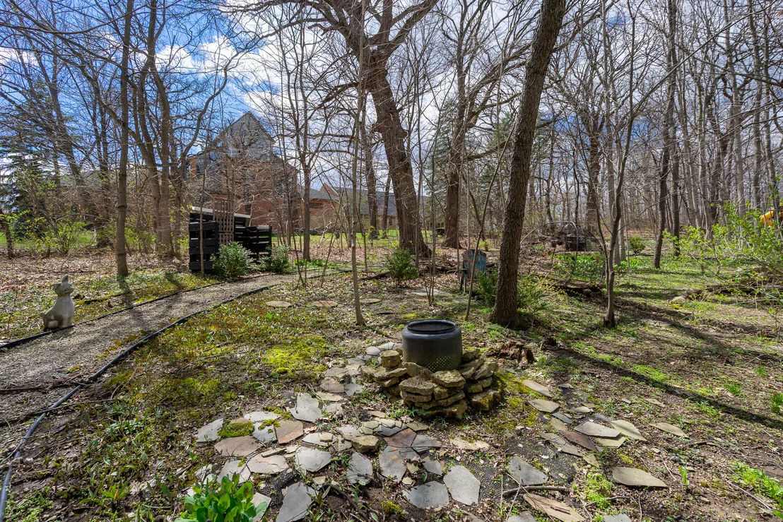 Photo of 324 Gina Drive