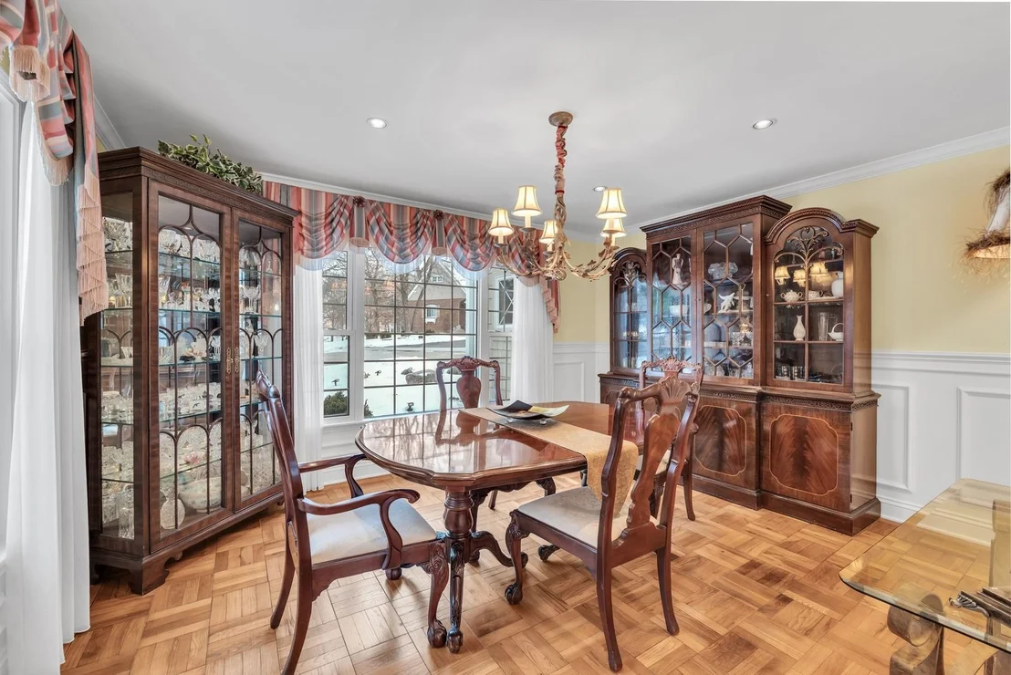Photo of 10 Deerpath Lane