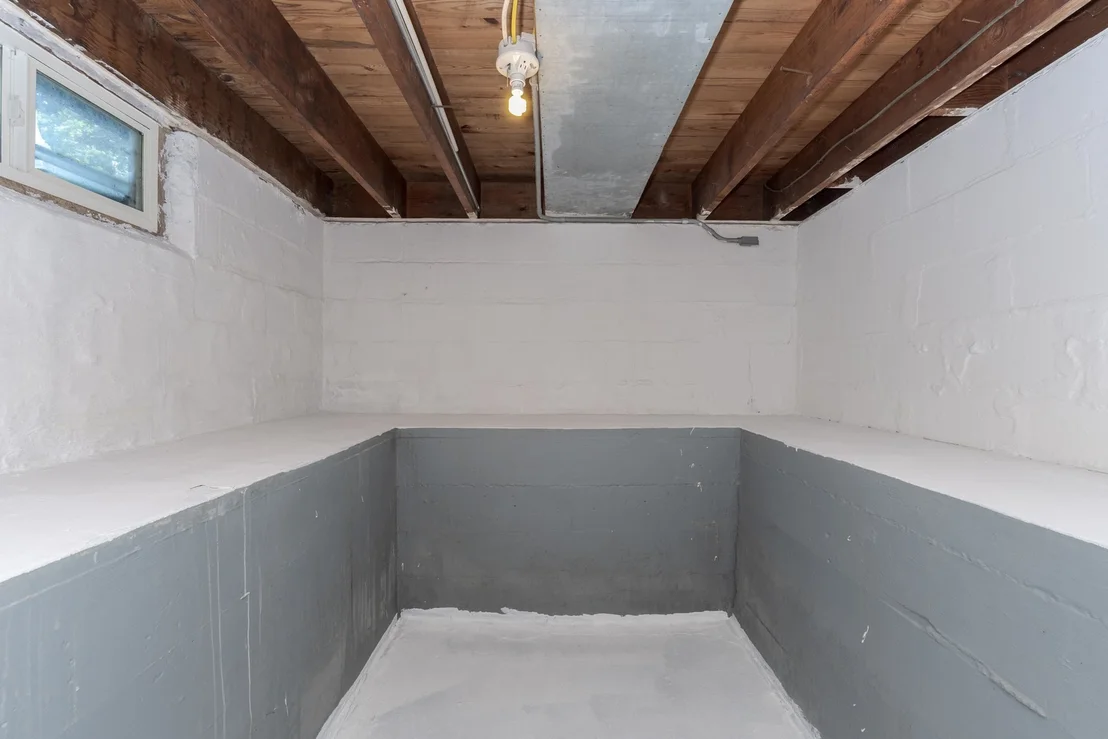 Photo of 821 Normal Avenue