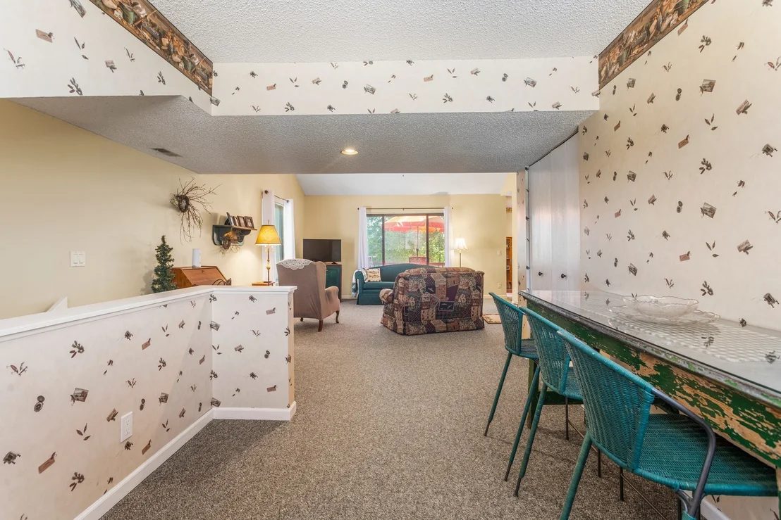 Photo of Unit 2104 at 2104 Harbortown Circle