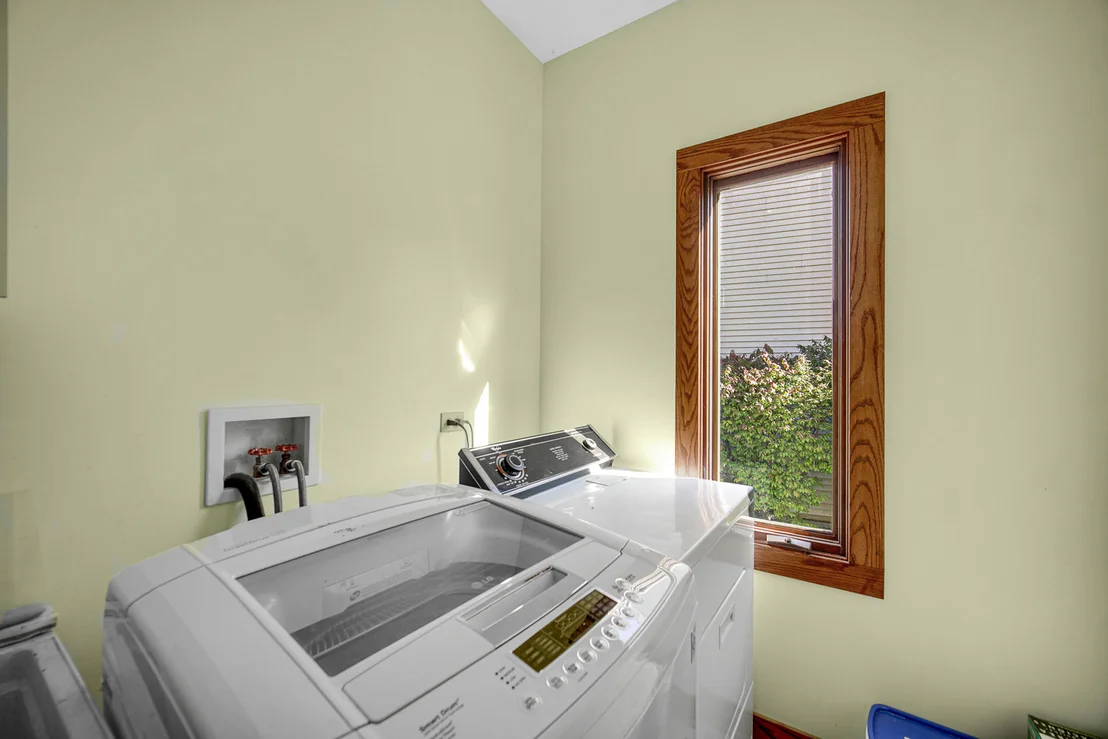Photo of 2161 Burnham Court