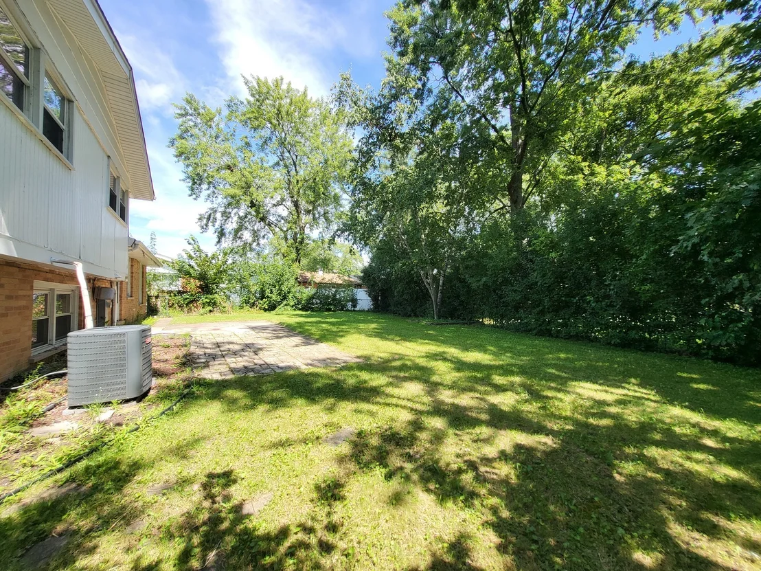 Photo of 17113 Elm Drive