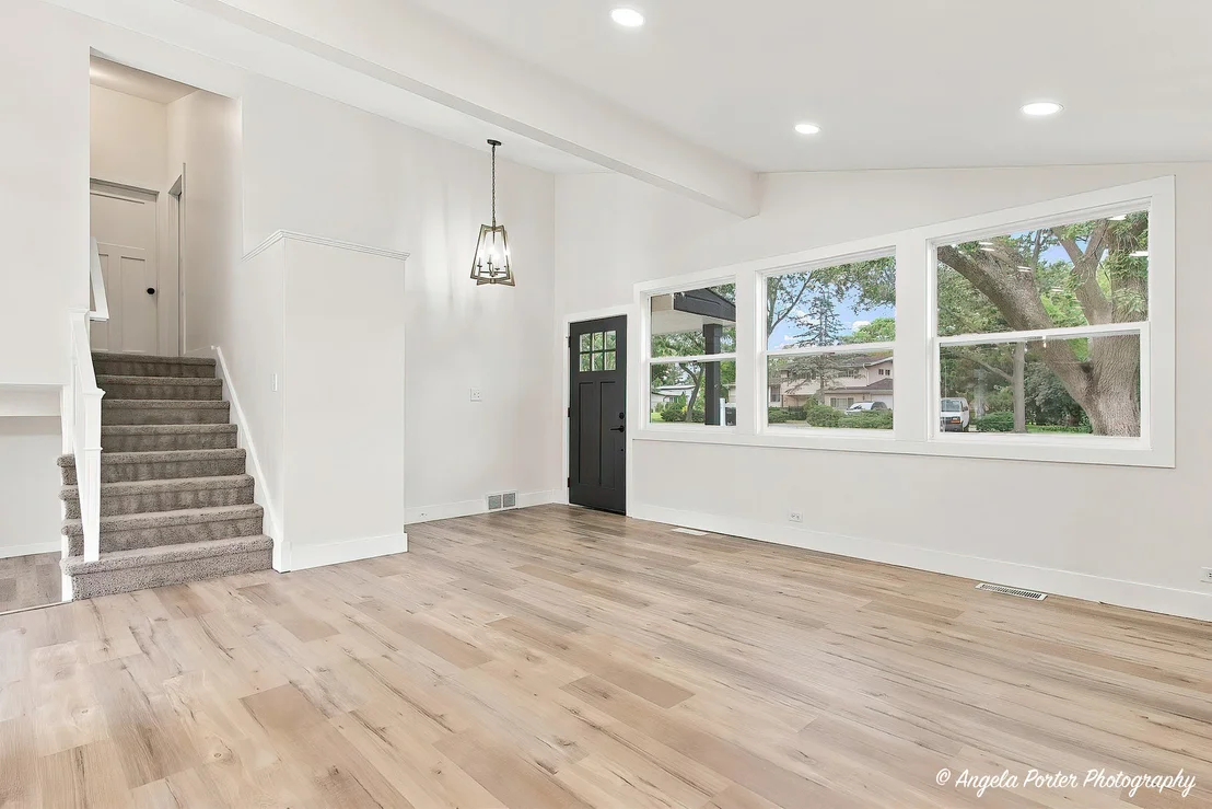 Photo of 2929 Central Road