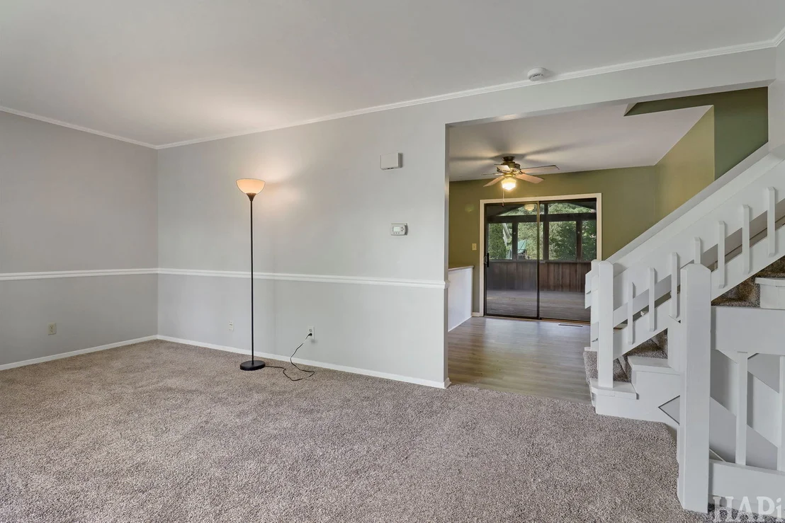 Photo of 5014 W Greenbrier Drive