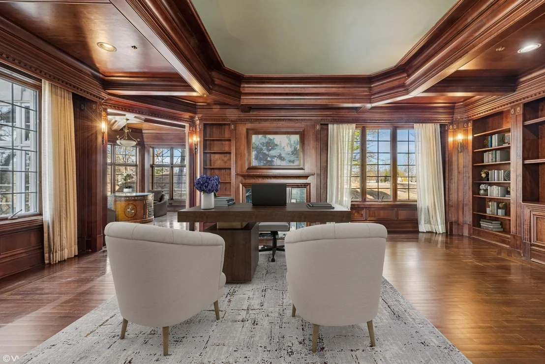 Photo of 560 Oak Knoll Road