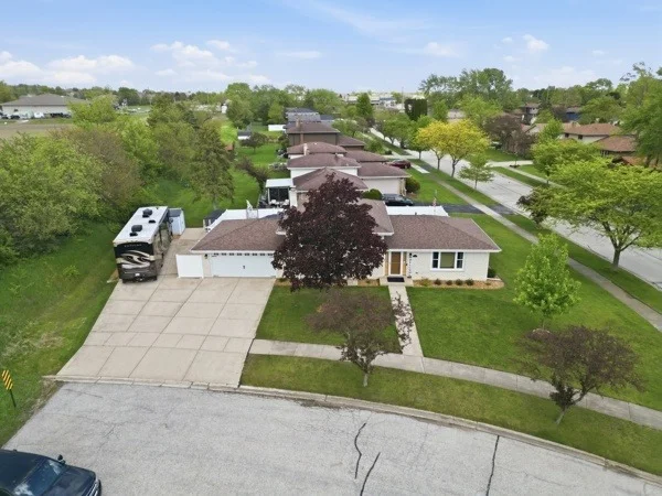 Photo of 549 Willow Lane