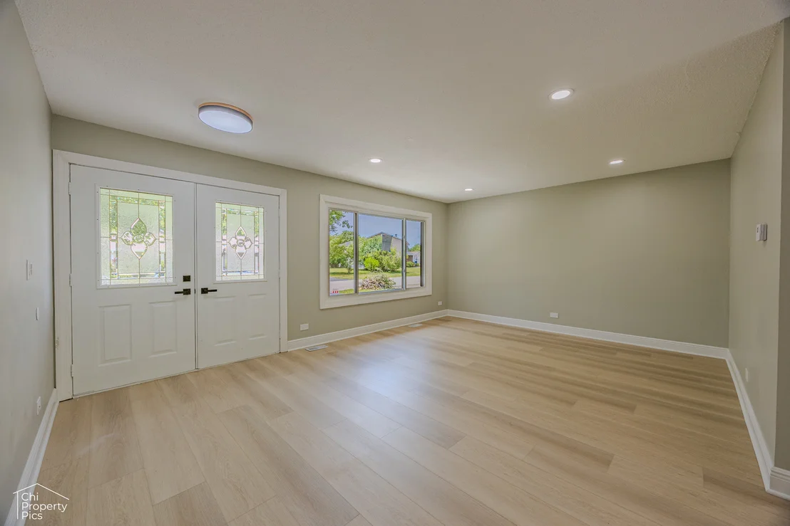 Photo of 742 Voyager Drive