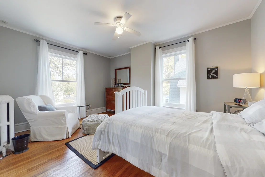 Photo of 1005 Greenleaf Avenue