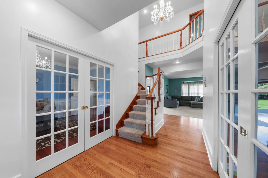 Photo of 5535 Airport Road