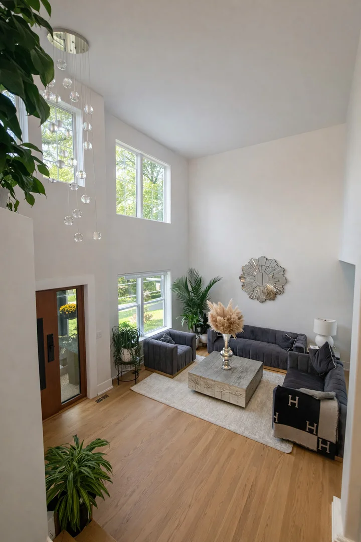 Photo of 55 WILLOW Road