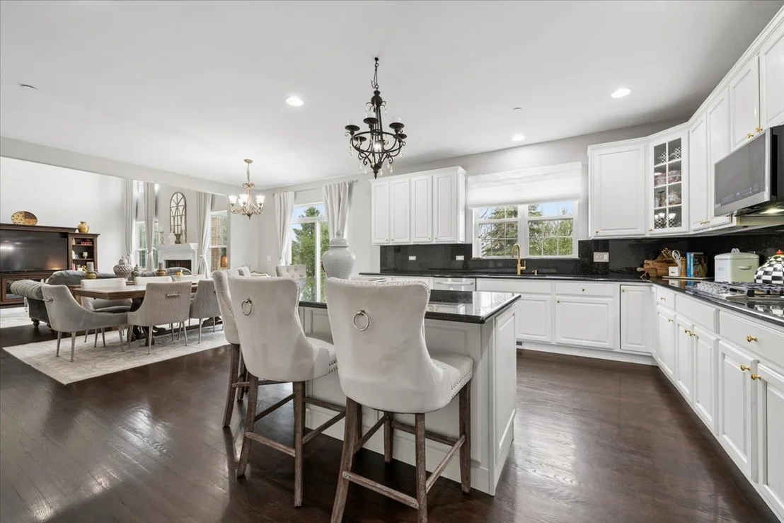 Photo of 5423 SWAN Circle