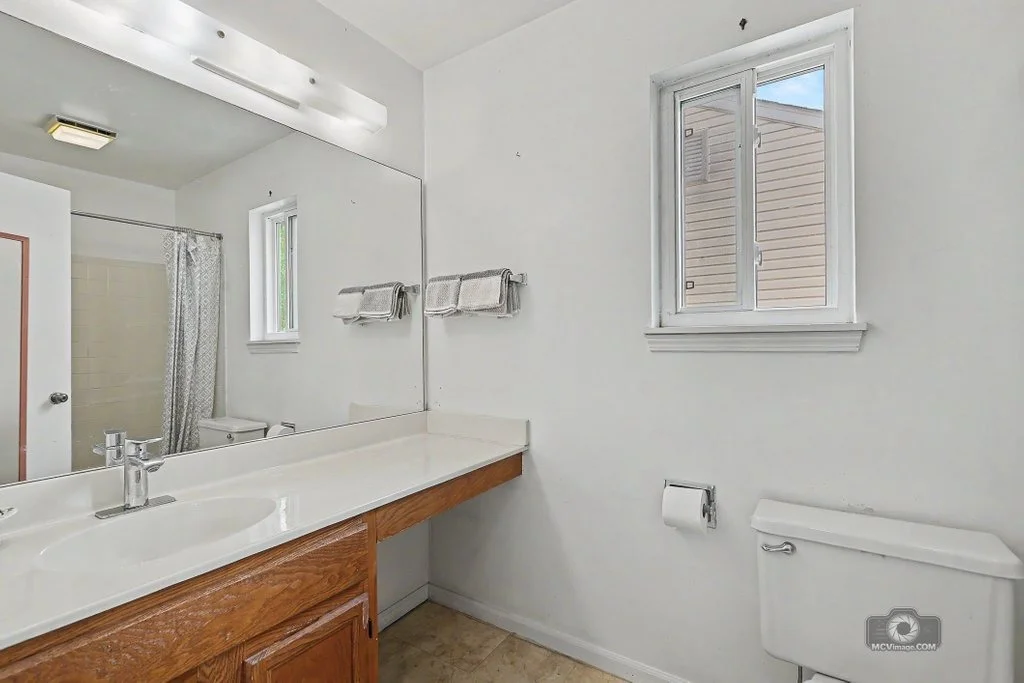Photo of 1841 Grosse Pointe Circle