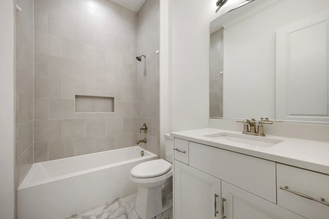 Photo of 906 Cartwright Lane