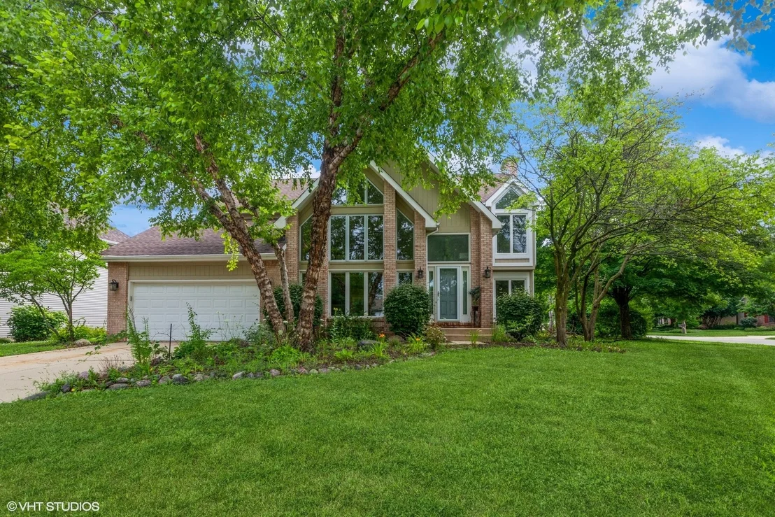 Photo of 954 Black Walnut Drive