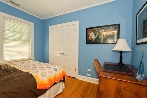 Photo of 2204 Forestview Road