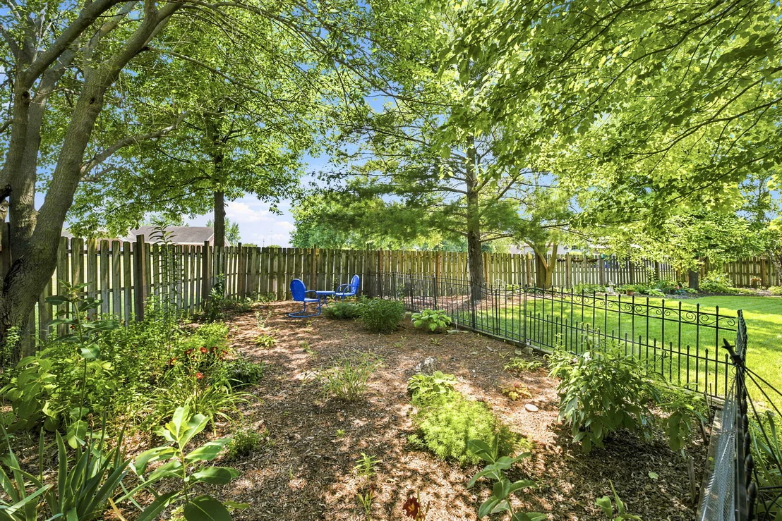 Photo of 1613 Locust Road
