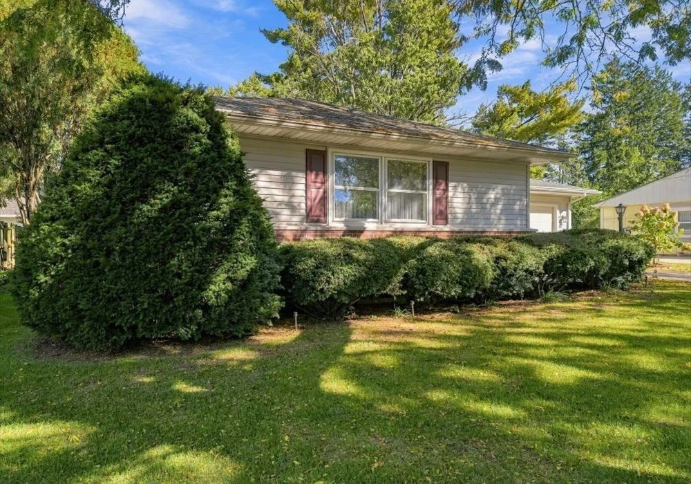 Photo of 408 Sunset Lane