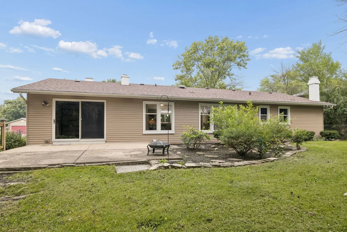 Photo of 702 N Pinecrest Road
