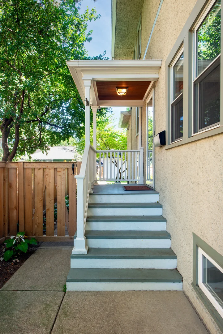 Photo of 840 Park Avenue