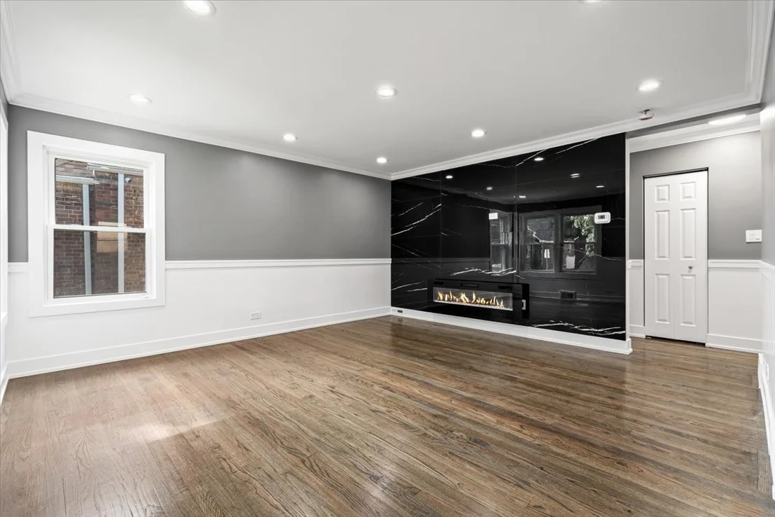 Photo of 438 W 126th Place