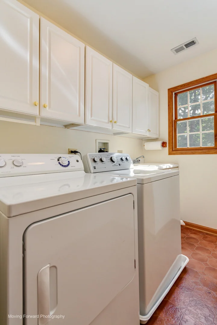 Photo of 446 Roslyn Road