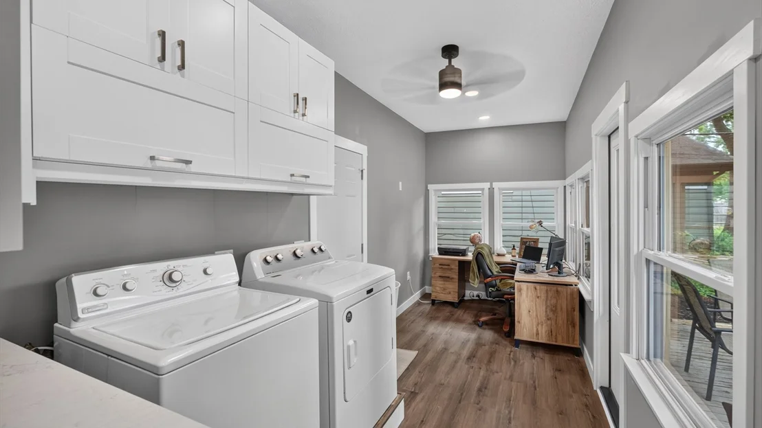 Photo of 1402 Maplewood Drive