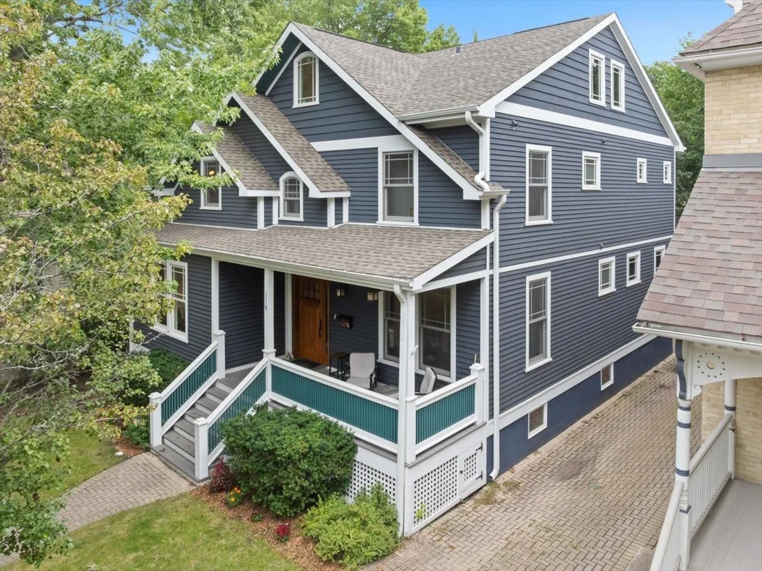 Photo of 1119 Oak Avenue