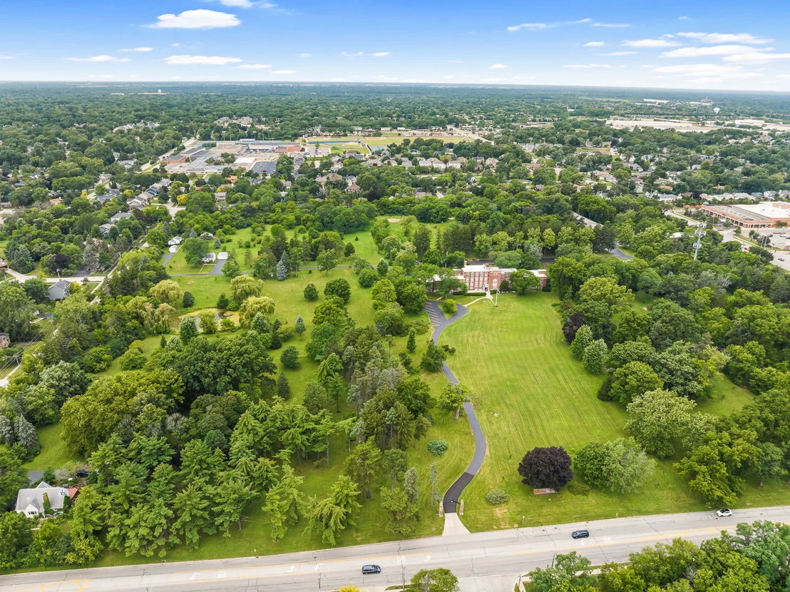 Photo of 331 Brookside Circle