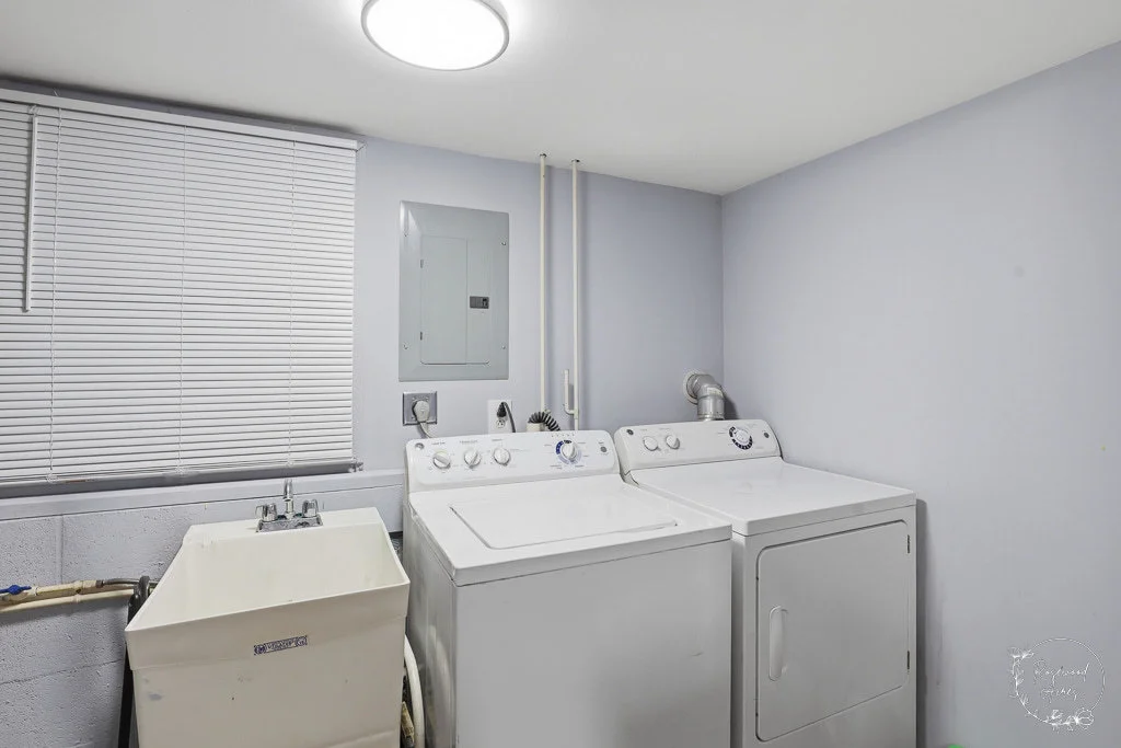 Photo of 209 Meadows Road S