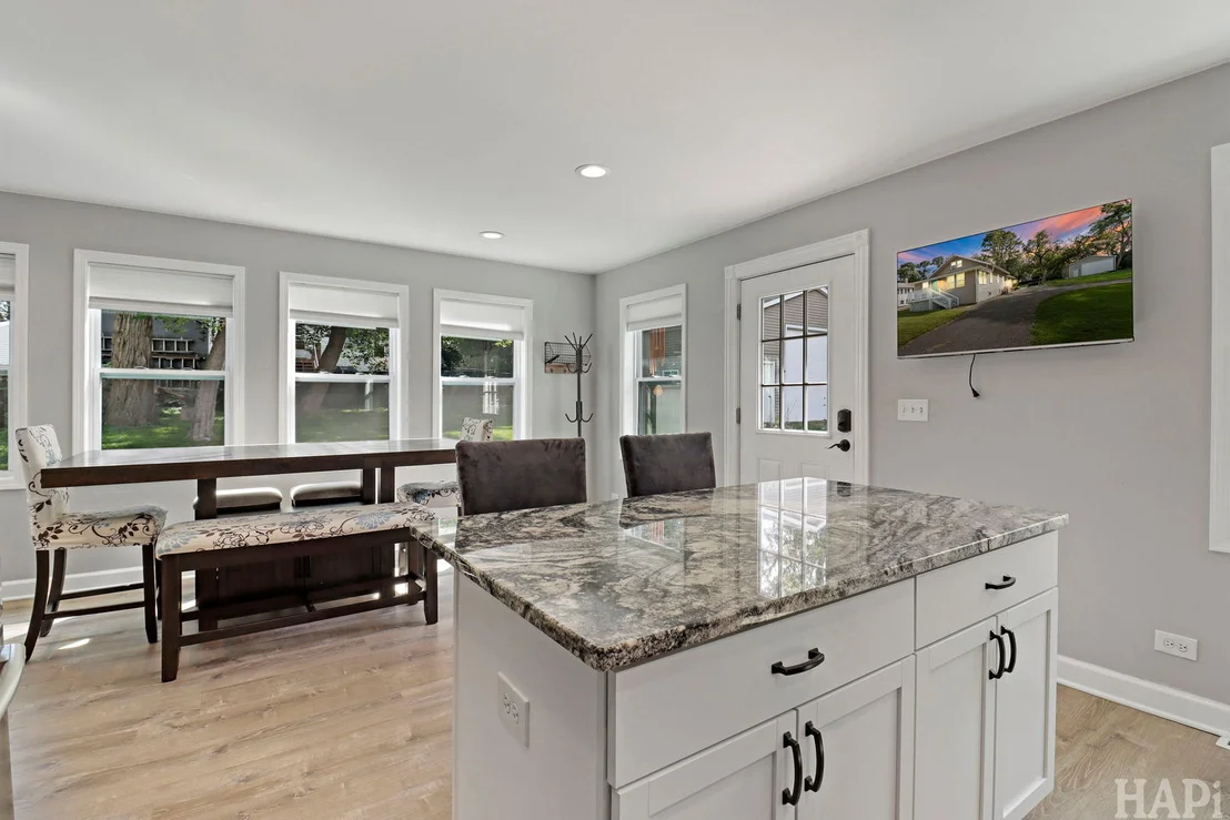 Photo of 35671 N Wilson Road