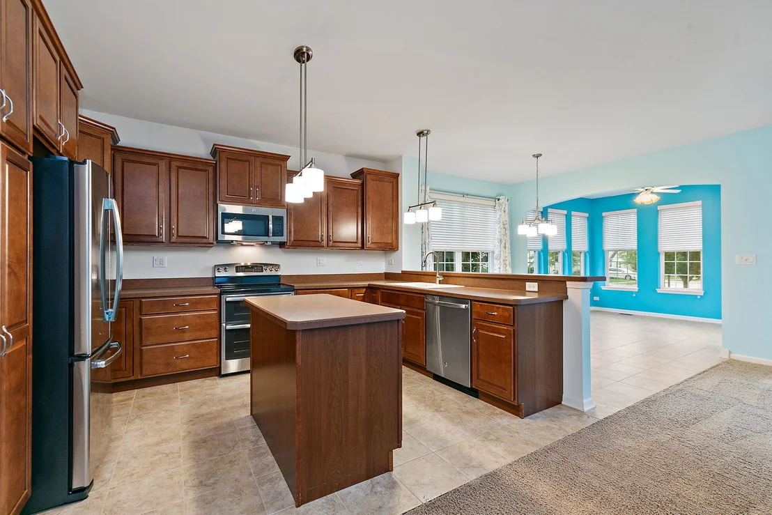 Photo of 957 Laguna Lane