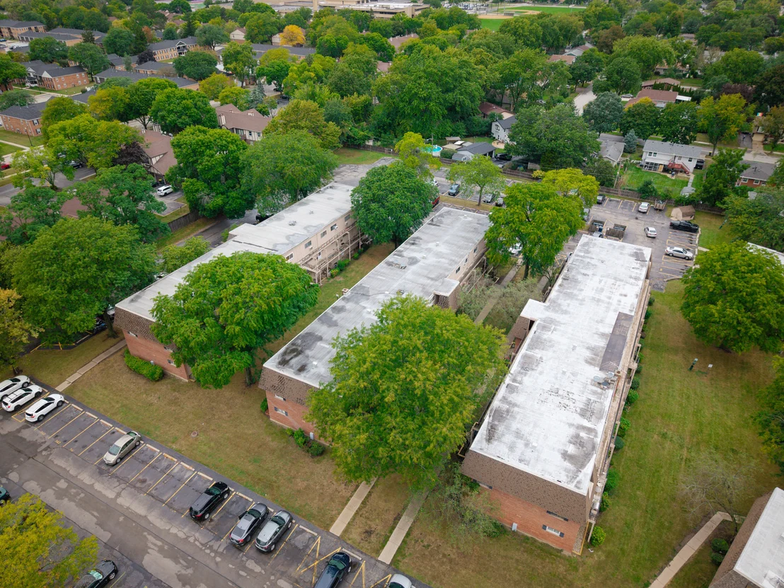 Photo of Unit 2 at 2508 Algonquin Road