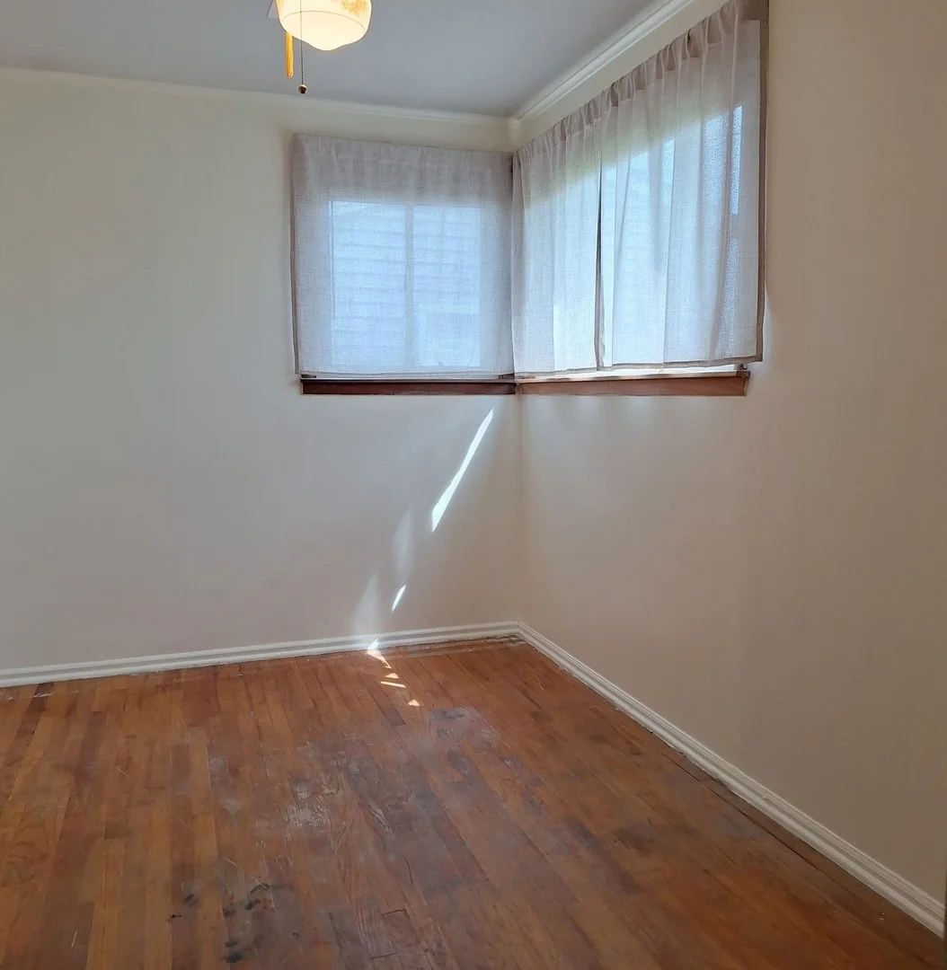 Photo of 4605 W 84th Place