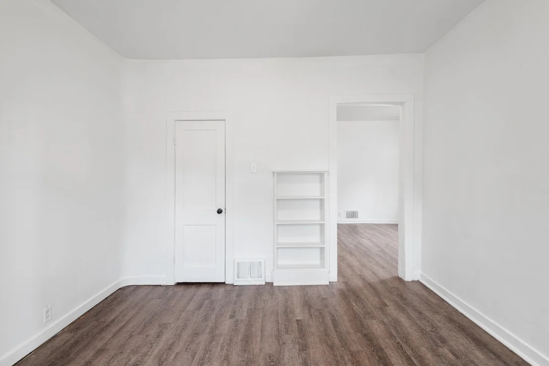 Photo of 447 Ashland Avenue