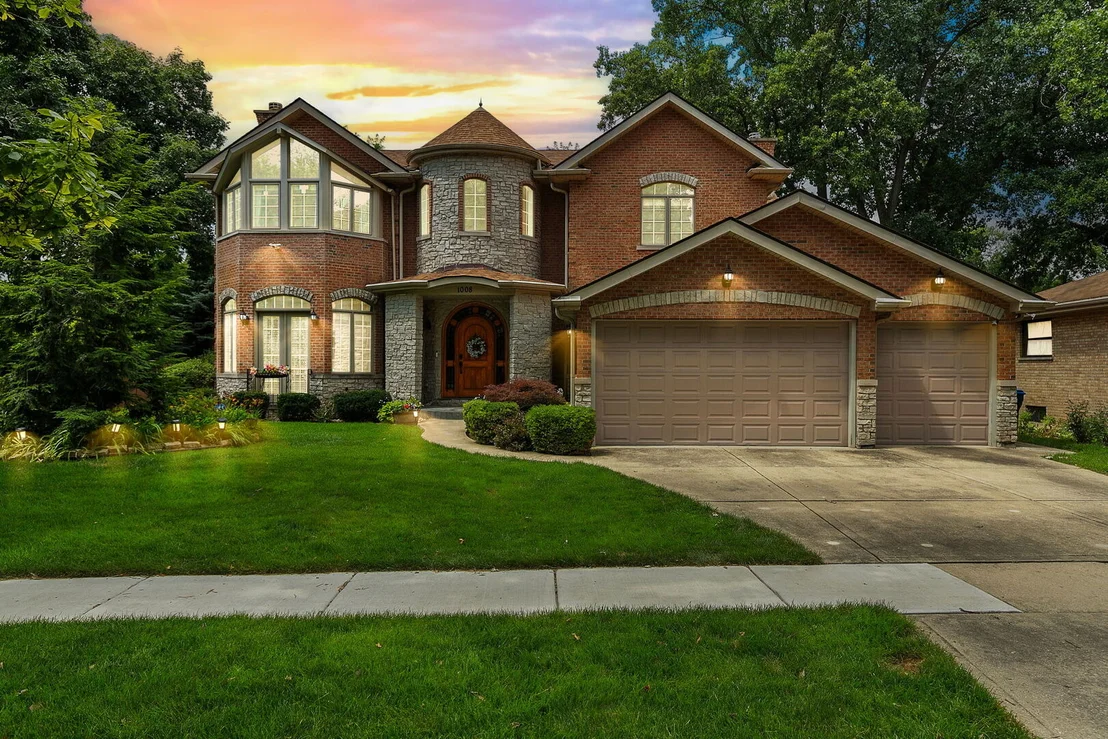 Photo of 1008 Meadow Road