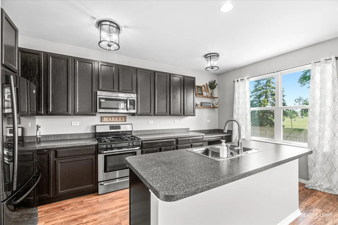 Photo of 786 Bonaventure Drive