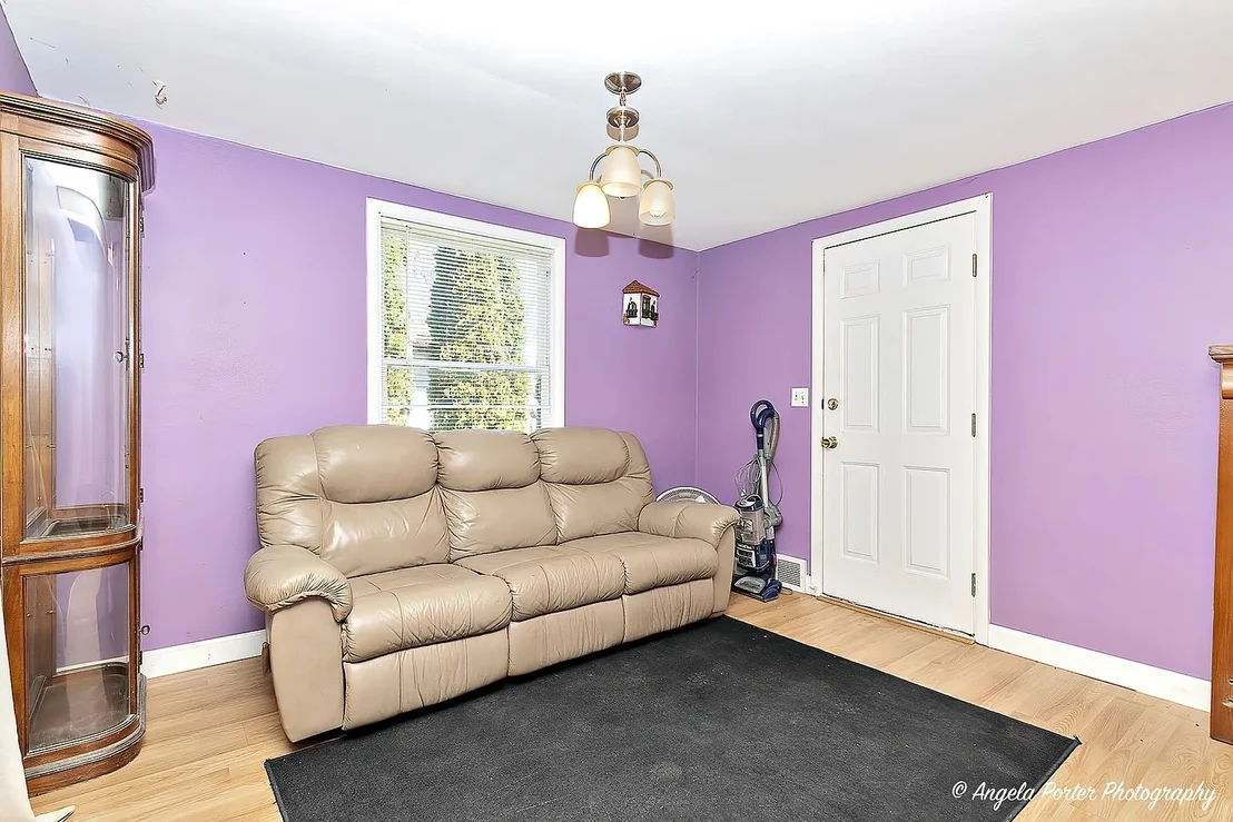Photo of 305 Blanchard Street