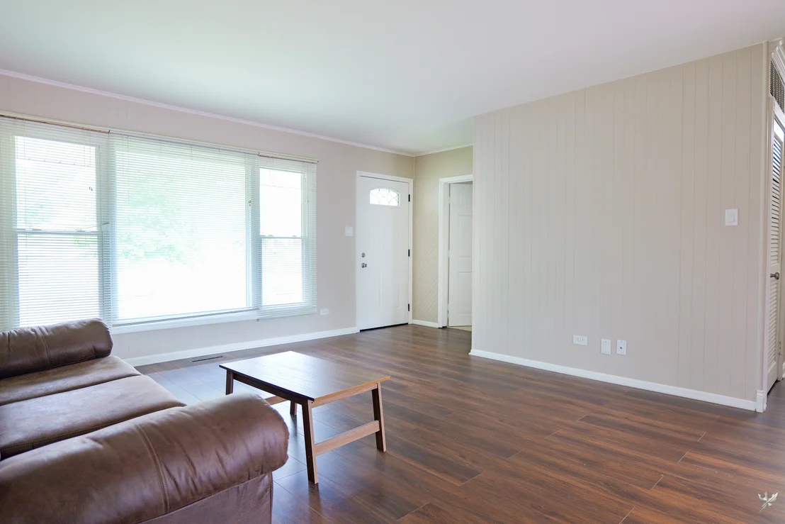 Photo of 1595 Highland Boulevard
