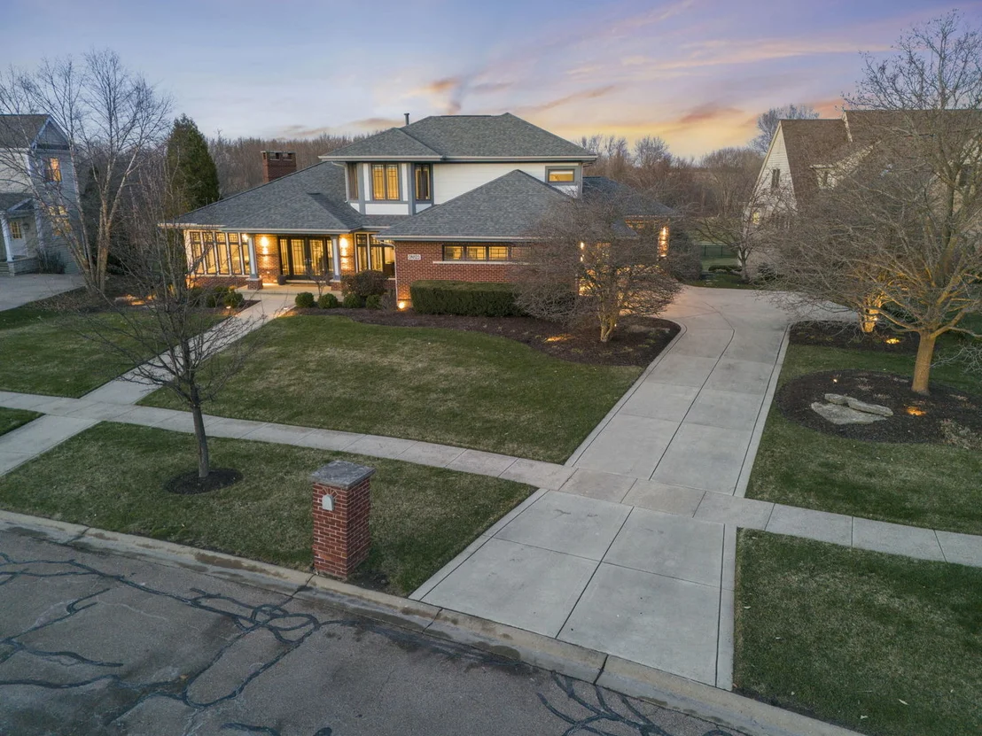 Photo of 0N123 Alexander Drive